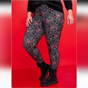 Torrid X Betsey Johnson Limited Edition Rose Skull Lace Leggings Size 6X